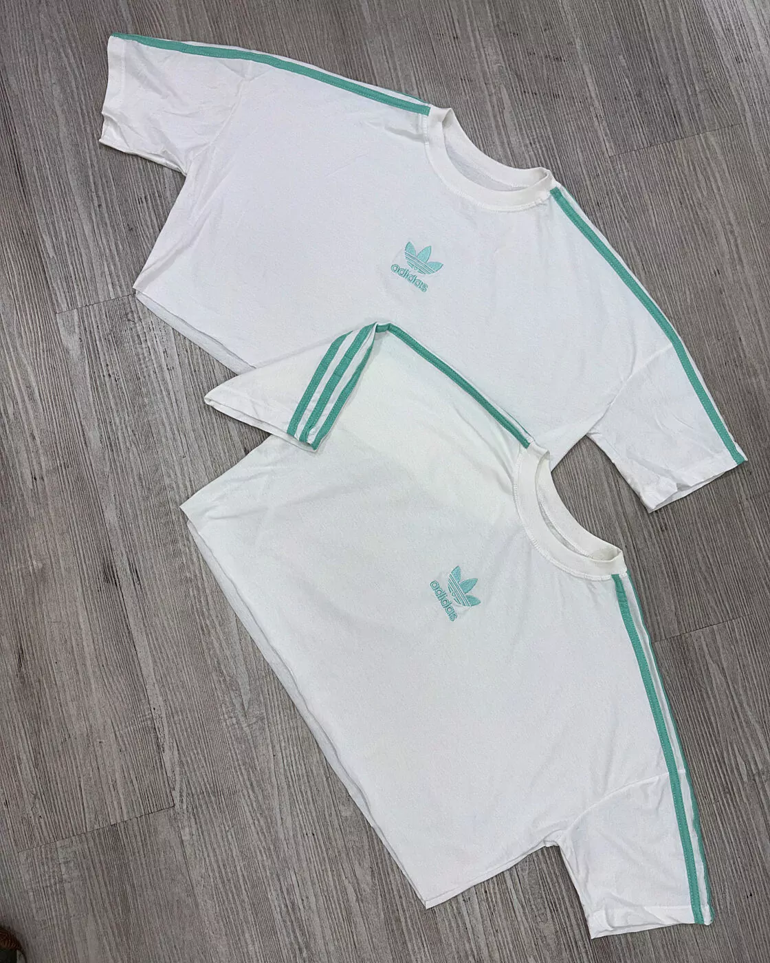 Over Adidas Verde