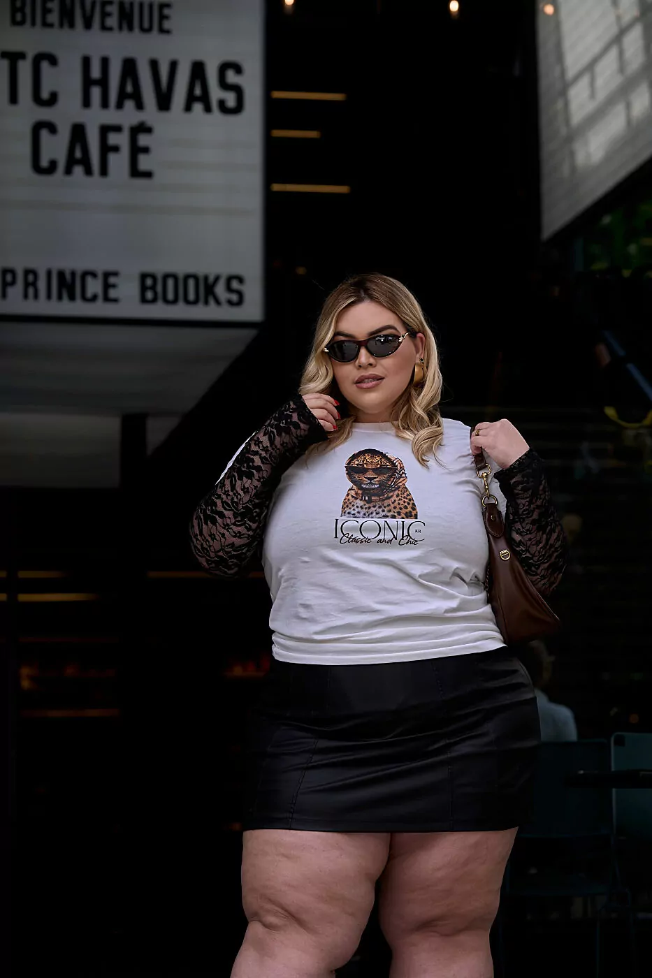 Tee Iconic Chic