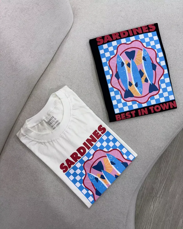 Tee Sardines Town